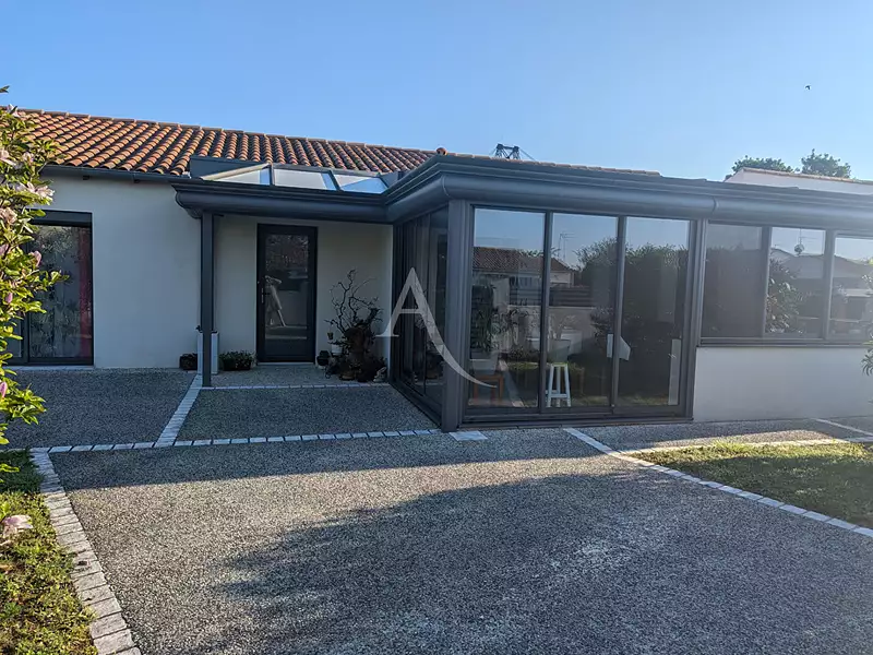 Maison, 163 m²
