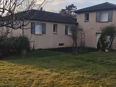 Maison, 166 m²