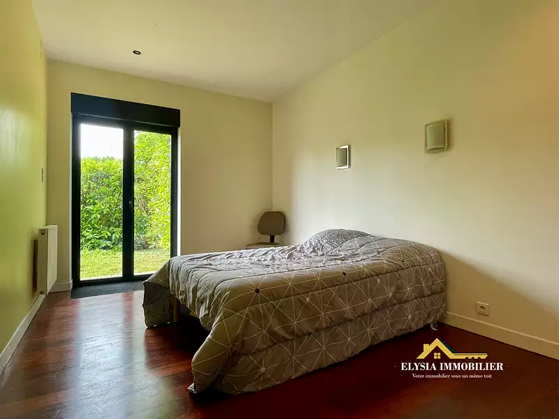 Maison, 171 m²