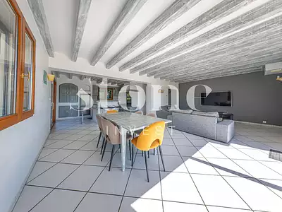 Maison, 230 m²