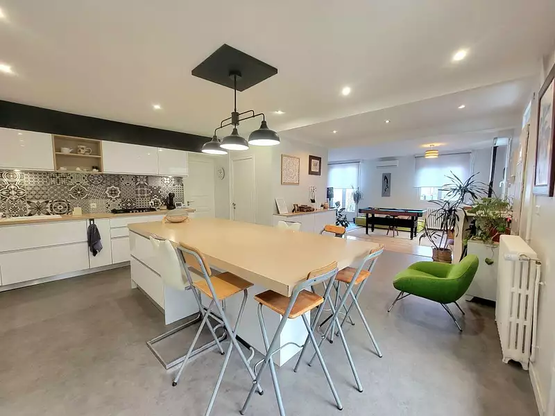 Appartement, 200 m²