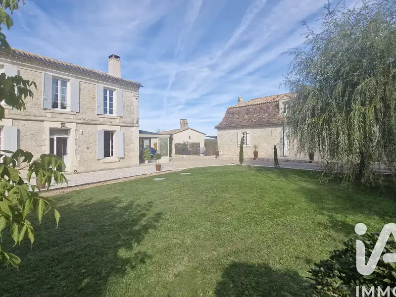Maison, 437 m²