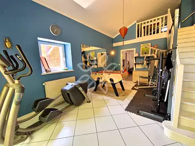 Maison, 285 m²