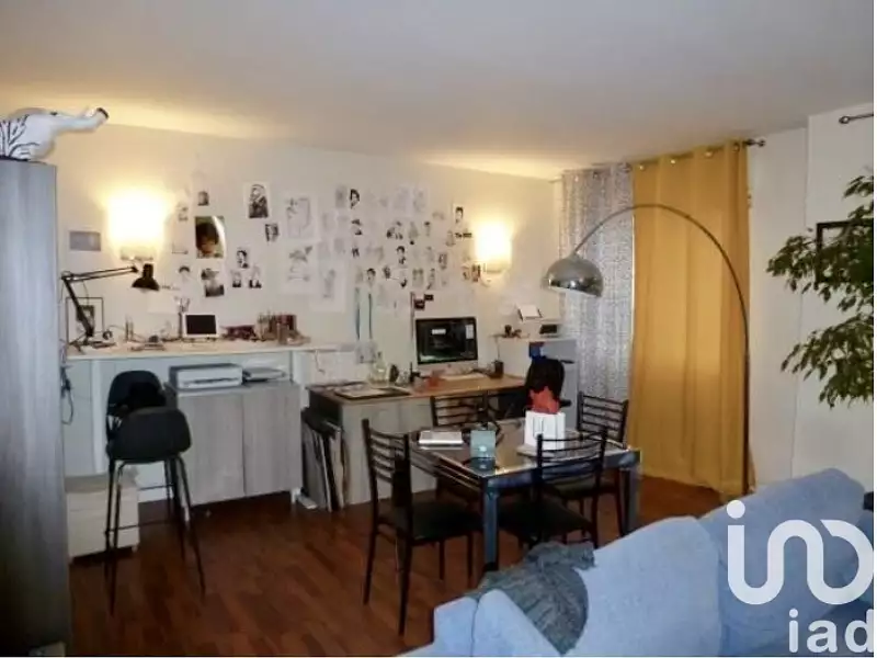 Immeuble, 300 m²
