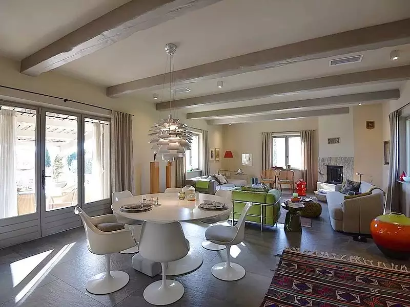 Maison, 283 m²