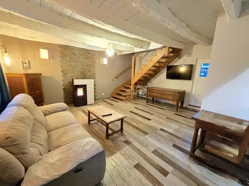 Maison, 166 m²