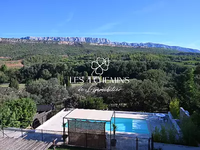 Maison, 220 m²