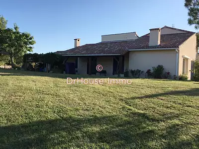 Maison, 266 m²