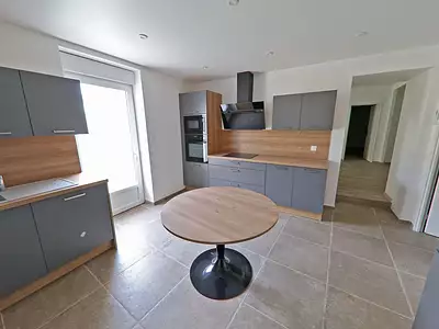 Maison, 197 m²