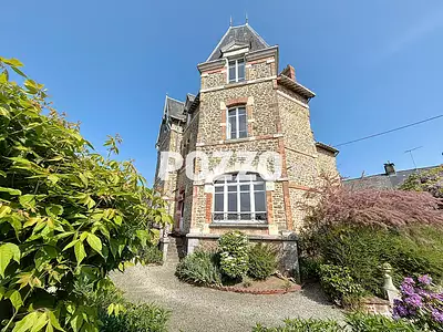 Maison, 249 m²