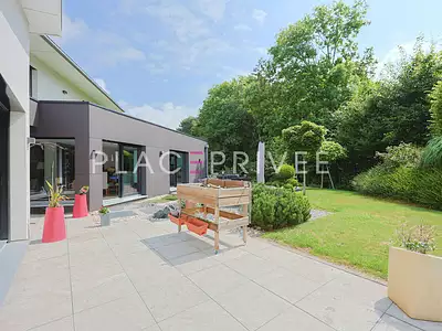 Maison, 390 m²