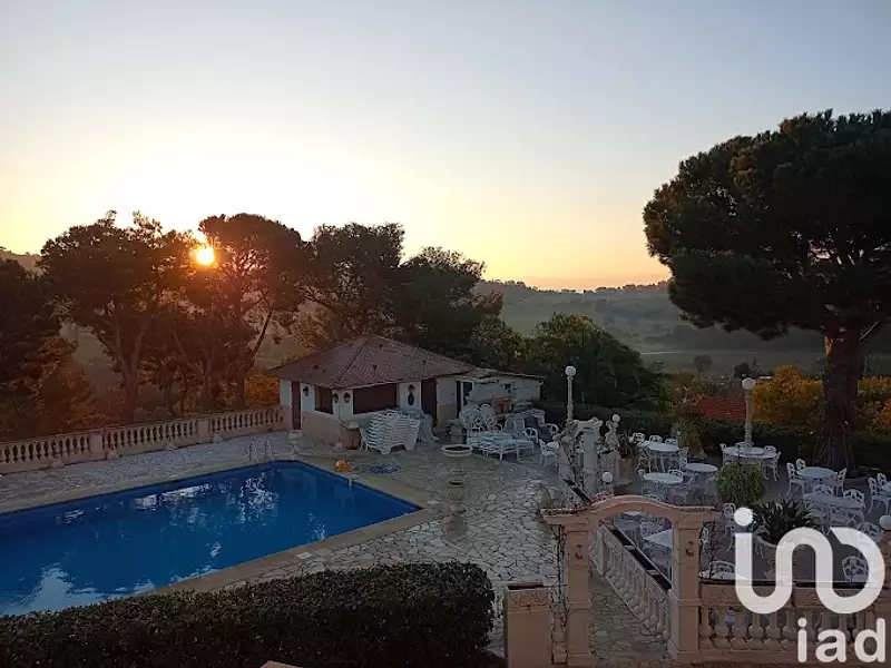 Divers, 850 m²