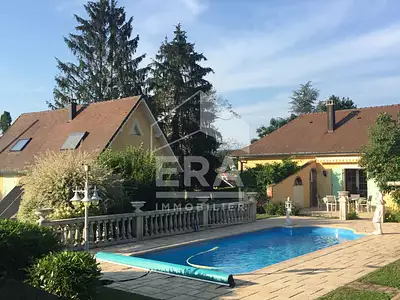 Maison, 272 m²