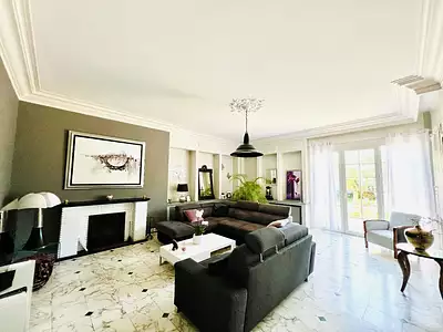 Maison, 210 m²