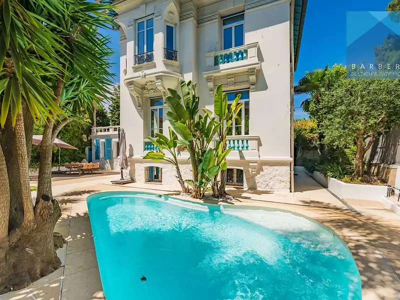 Maison, 217 m²