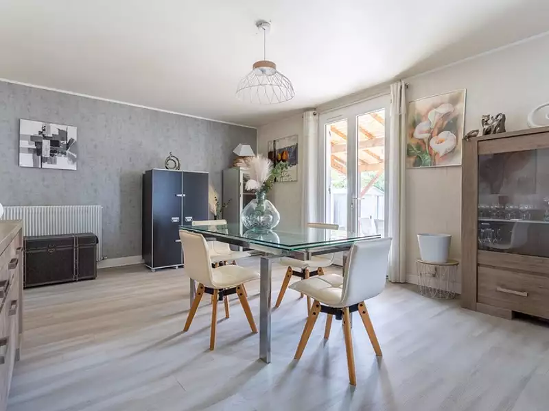 Maison, 84 m²