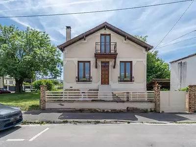Maison, 93 m²