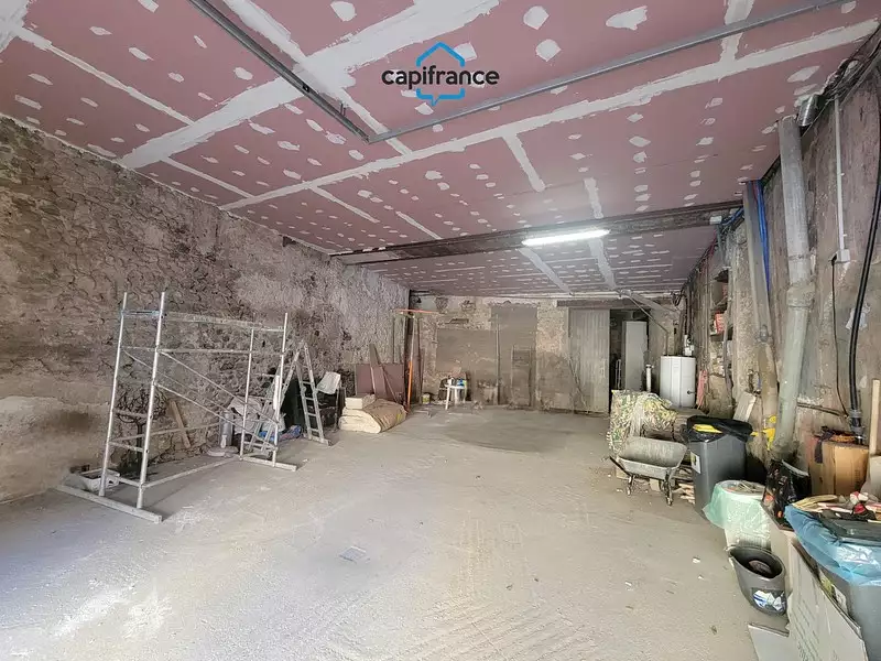 Maison, 252 m²