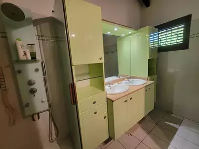 Maison, 176 m²