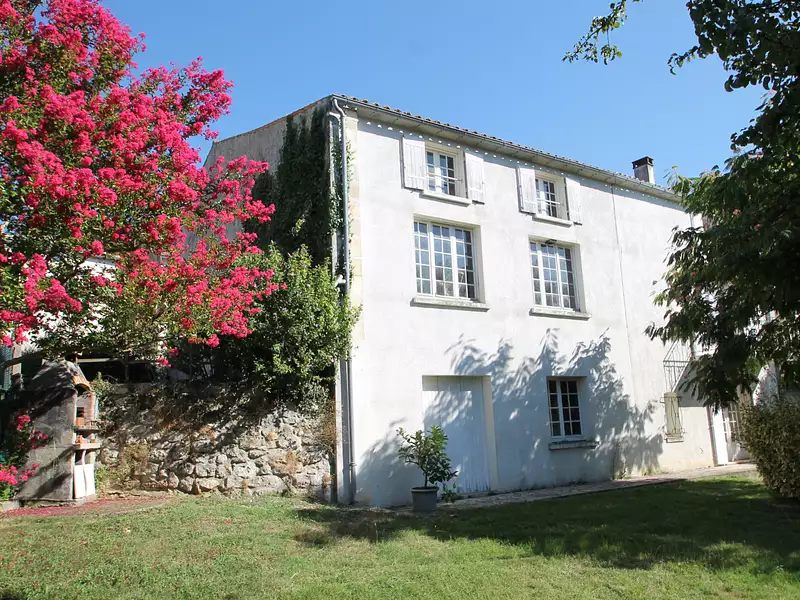 Maison, 177 m²