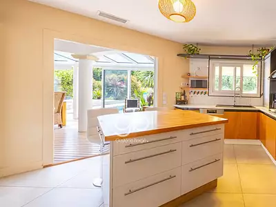 Maison, 237 m²
