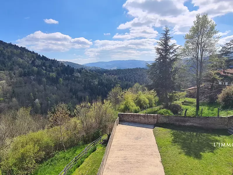 Maison, 307,4 m²