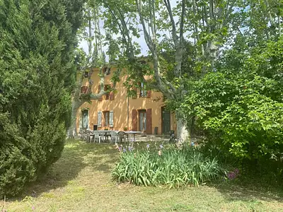 Maison, 389 m²