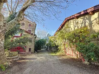 Maison, 359 m²