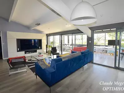 Maison, 211 m²