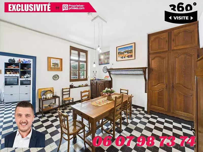 Maison, 300 m²