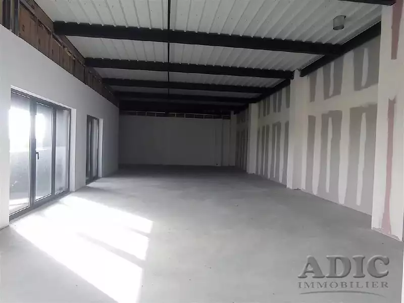 Divers, 200 m²