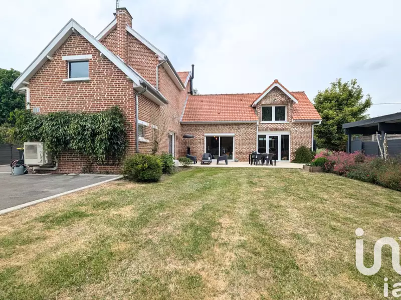 Maison, 185 m²