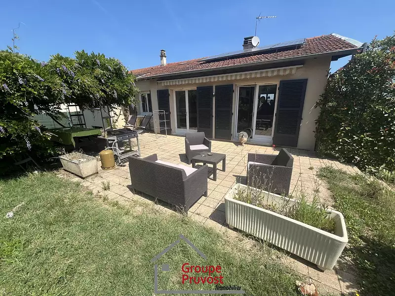 Maison, 151 m²