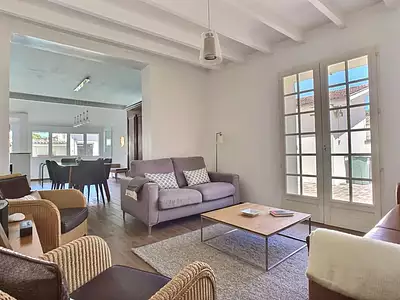 Maison, 240 m²