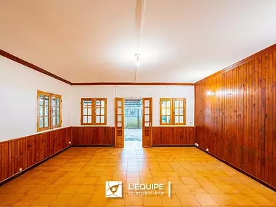 Maison, 210 m²