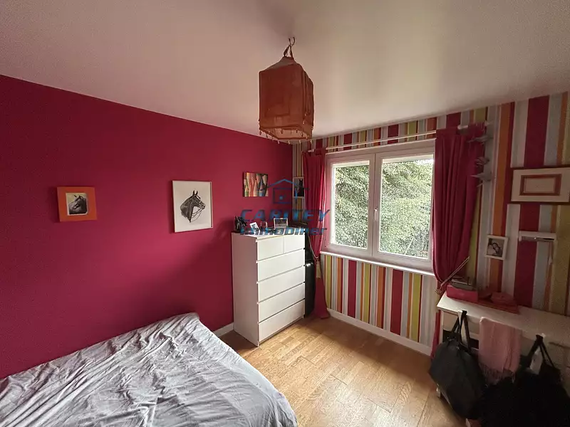 Maison, 305,89 m²