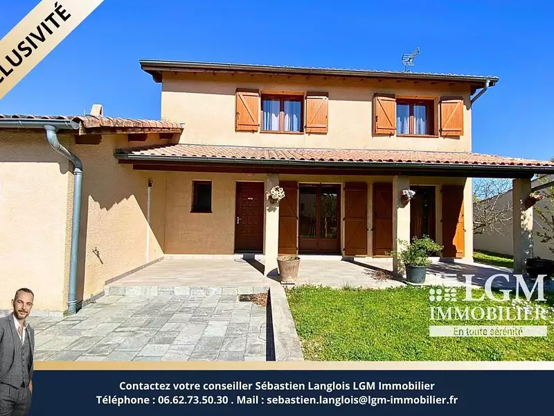 Maison, 169 m²