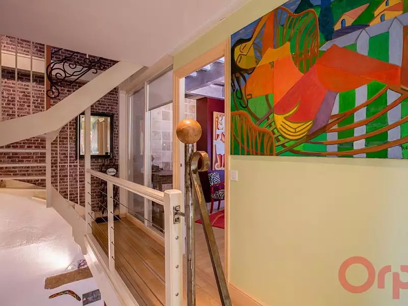 Maison, 243 m²
