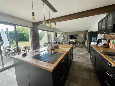 Maison, 209 m²