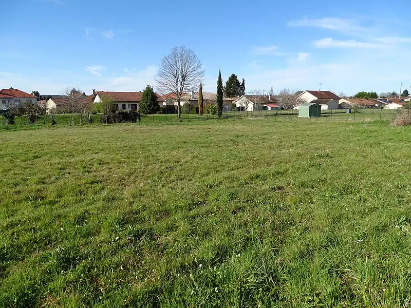 Terrain, 1 123 m²
