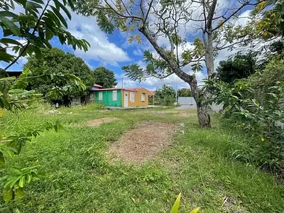 Terrain, 771 m²