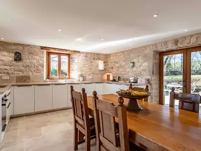 Maison, 166 m²