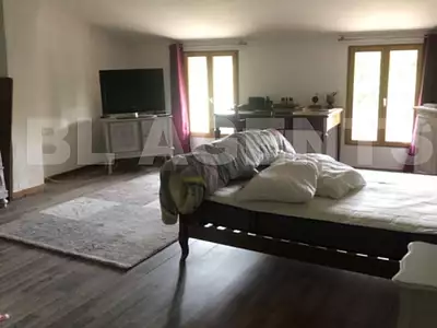 Maison, 334 m²