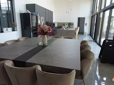 Maison, 272,5 m²