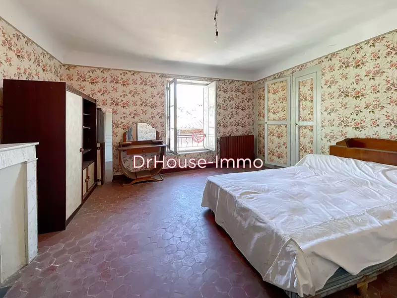 Immeuble, 102 m²