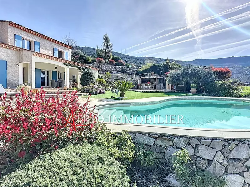 Maison, 160 m²