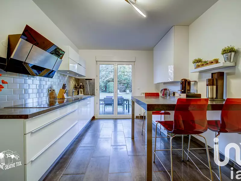 Maison, 191 m²