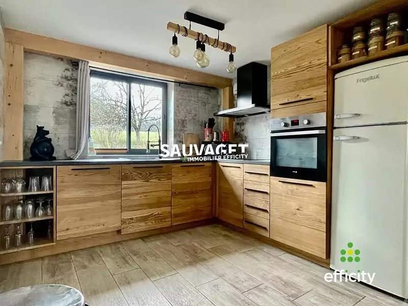 Maison, 400 m²