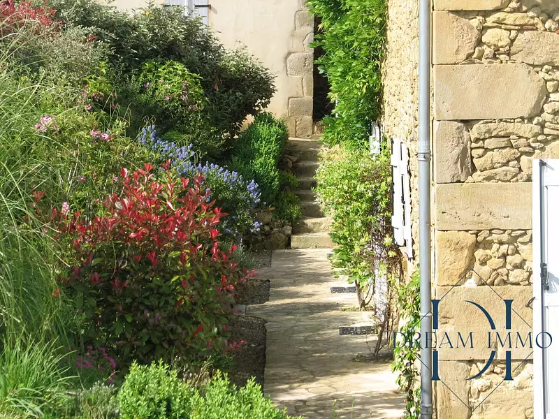Maison, 565 m²