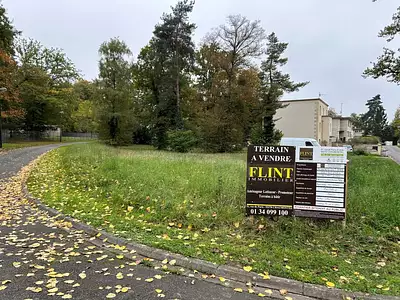 Terrain, 640 m²